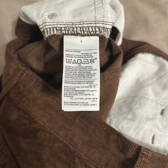 Brown corduroy pants old navy size 4 - Picture 4 of 8
